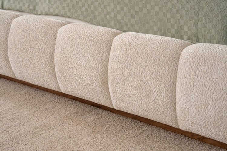 Bed Zenara